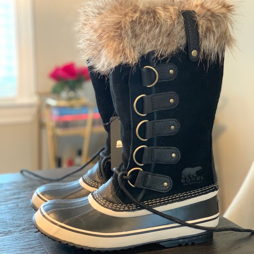 BRAND NEW! Sorel Joan of Arctic Boots.